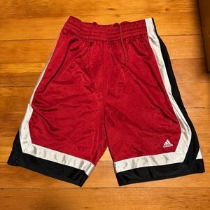 Vintage Adidas Athletic Long Basketball shorts, with pockets, Red, Size S